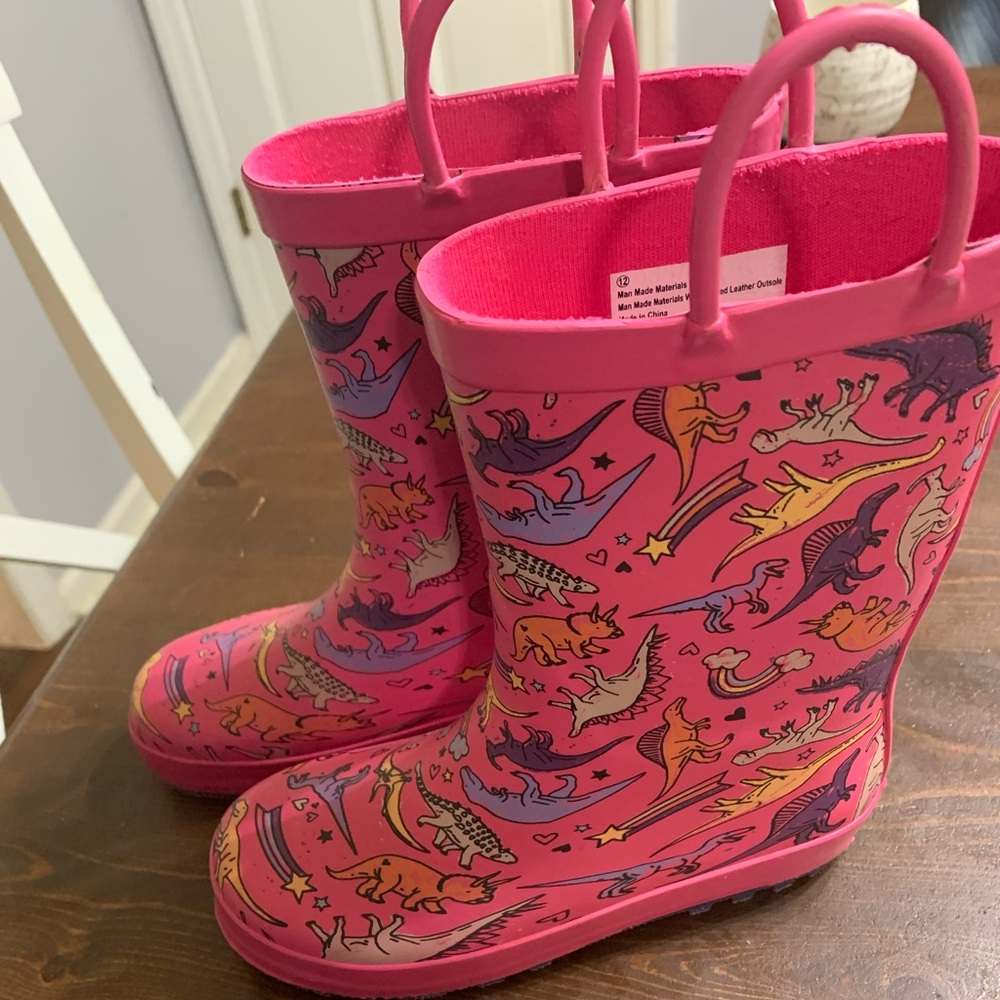Girls dinosaur rain boots
